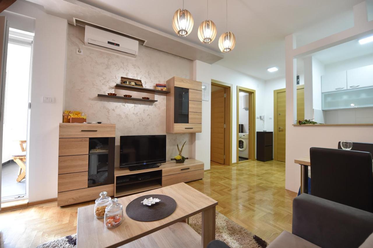 Apartment Sinisa With Garage Novi Sad Exteriér fotografie