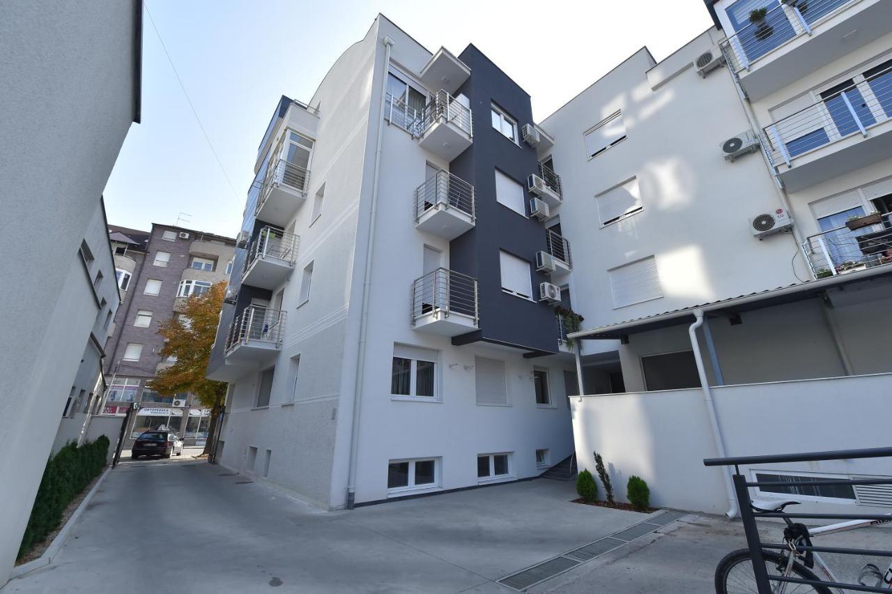 Apartment Sinisa With Garage Novi Sad Exteriér fotografie