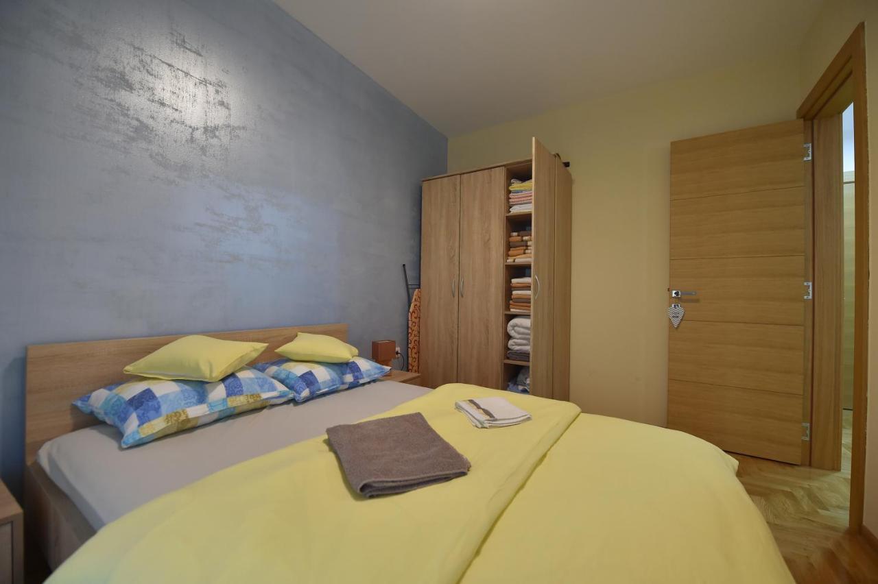 Apartment Sinisa With Garage Novi Sad Exteriér fotografie