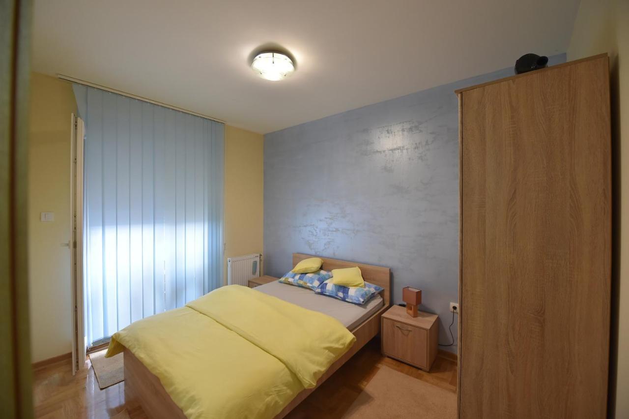 Apartment Sinisa With Garage Novi Sad Exteriér fotografie